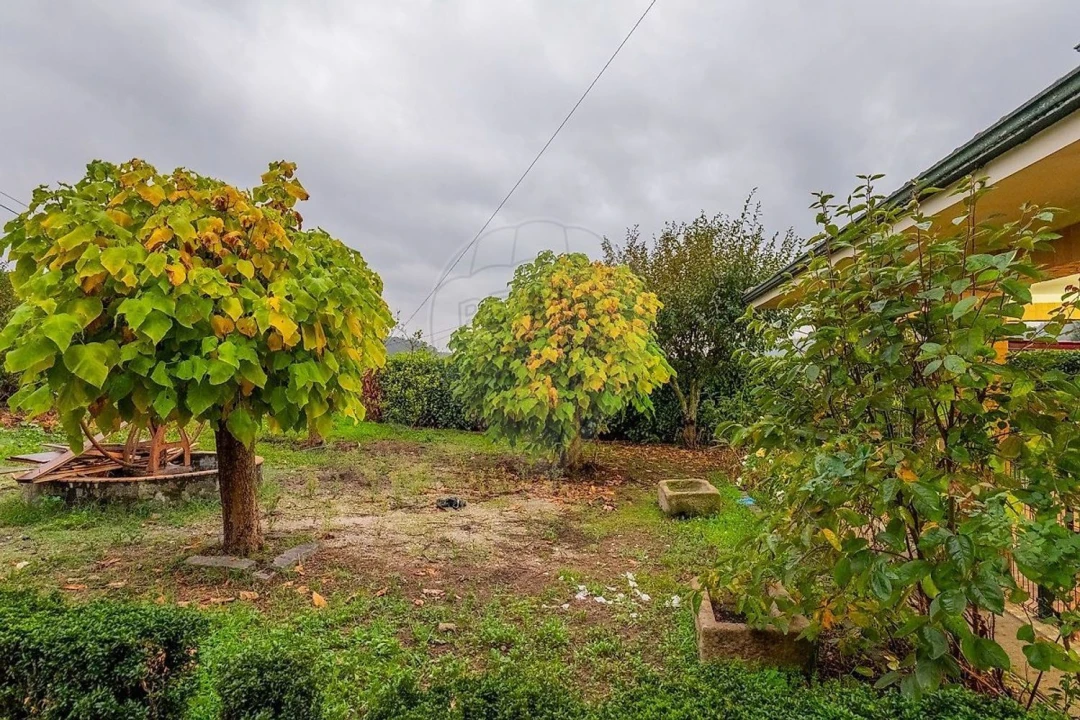 Moradia T4 para Venda em Arões (Santa Cristina) Foto 4