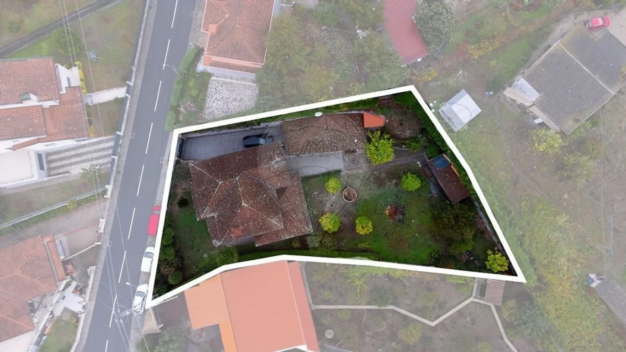 Moradia T4 para Venda em Arões (Santa Cristina) Foto 28