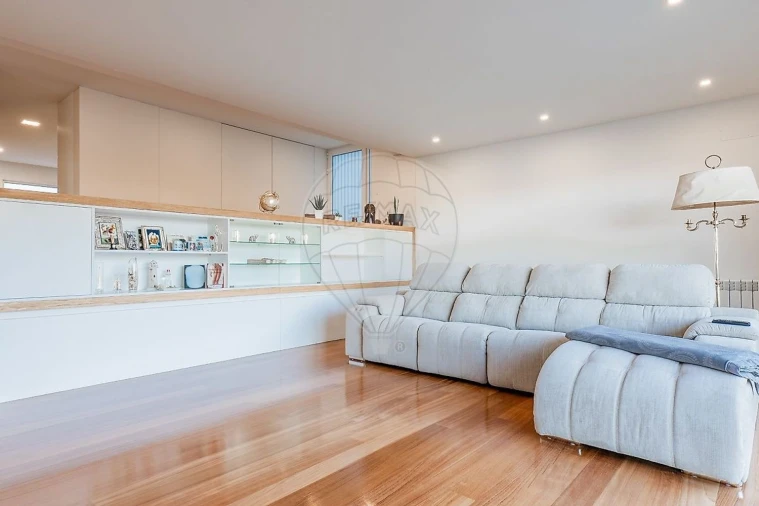 Moradia T3 para Venda em Povoa de Lanhoso (N. Senhora do Amparo) Foto 15