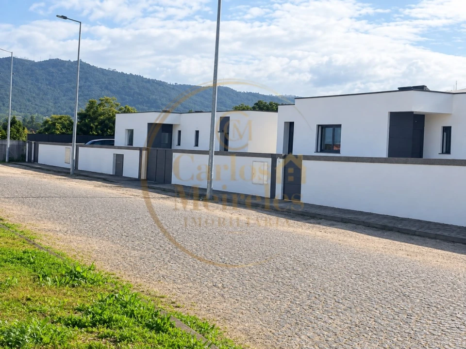 Moradia para Venda em Amares e Figueiredo Foto 3