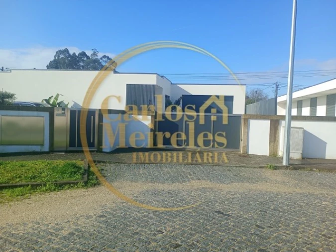 Moradia para Venda em Amares e Figueiredo Foto 2