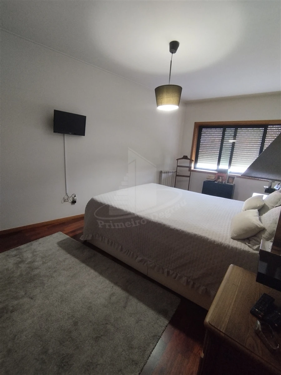 Apartamento T4 para Venda em Gualtar Foto 21