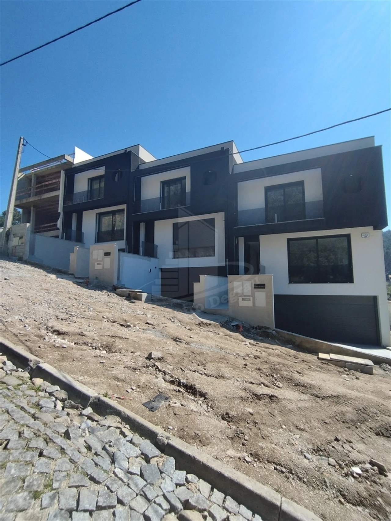 Moradia T3 para Venda em Morreira e Trandeiras Foto 2