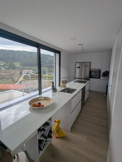 Moradia T3 para Venda em Morreira e Trandeiras