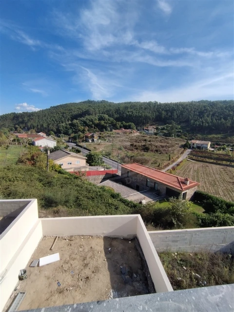 Moradia T3 para Venda em Morreira e Trandeiras