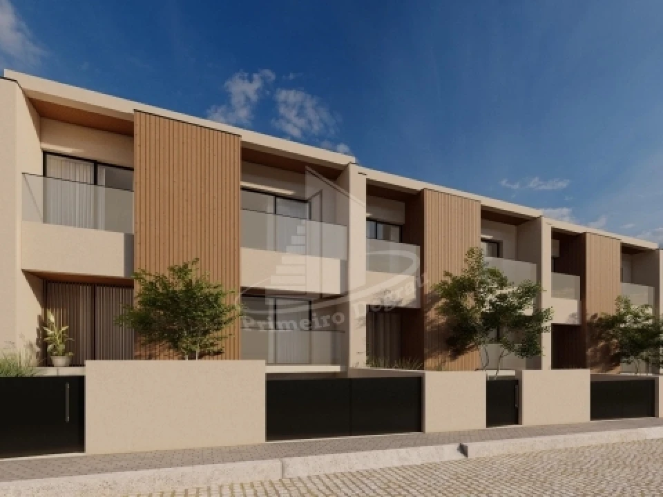 Moradia T3 para Venda em Merelim (São Pedro) e Frossos Foto 2