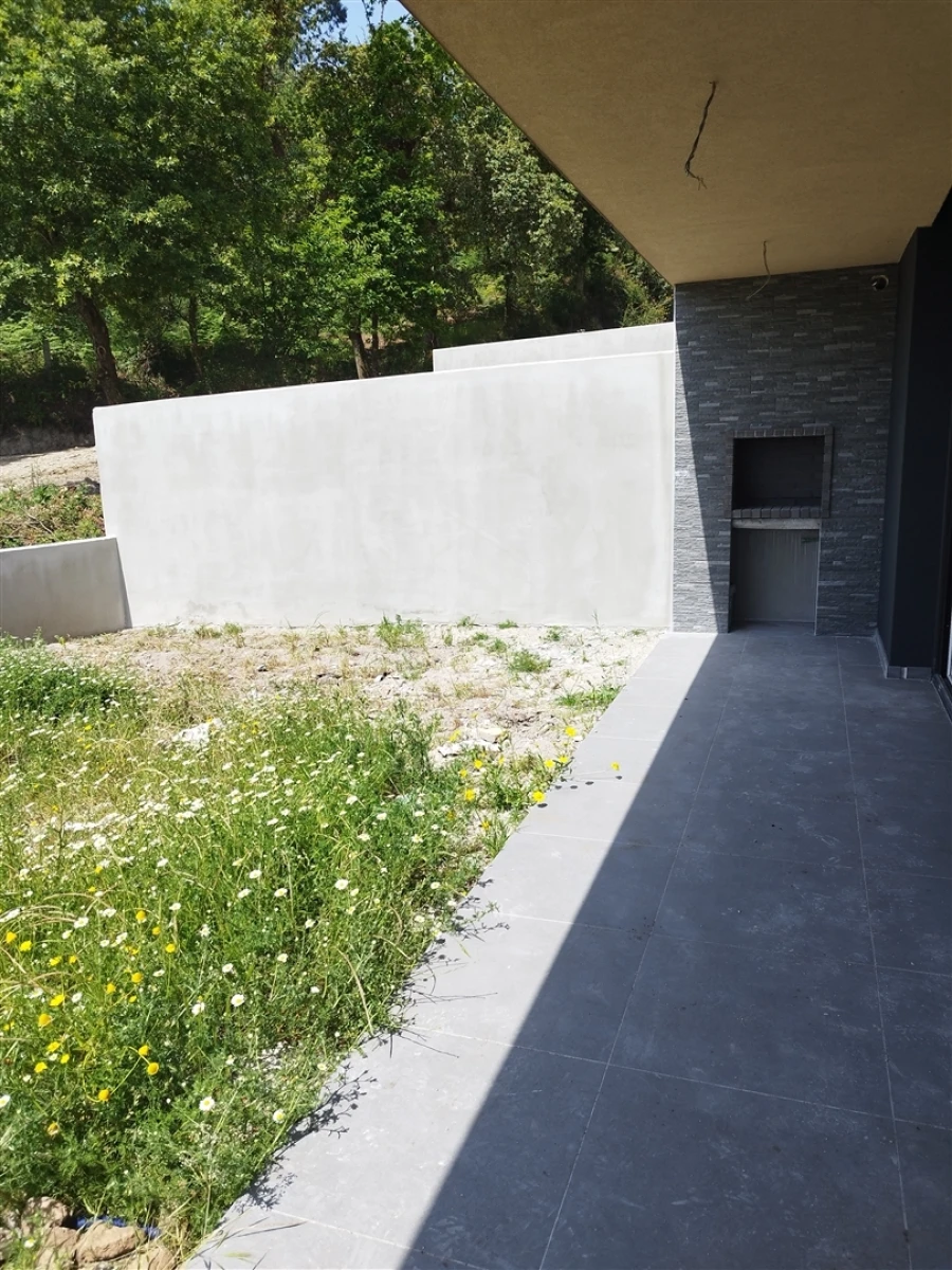 Moradia T3 para Venda em Lanhoso Foto 17