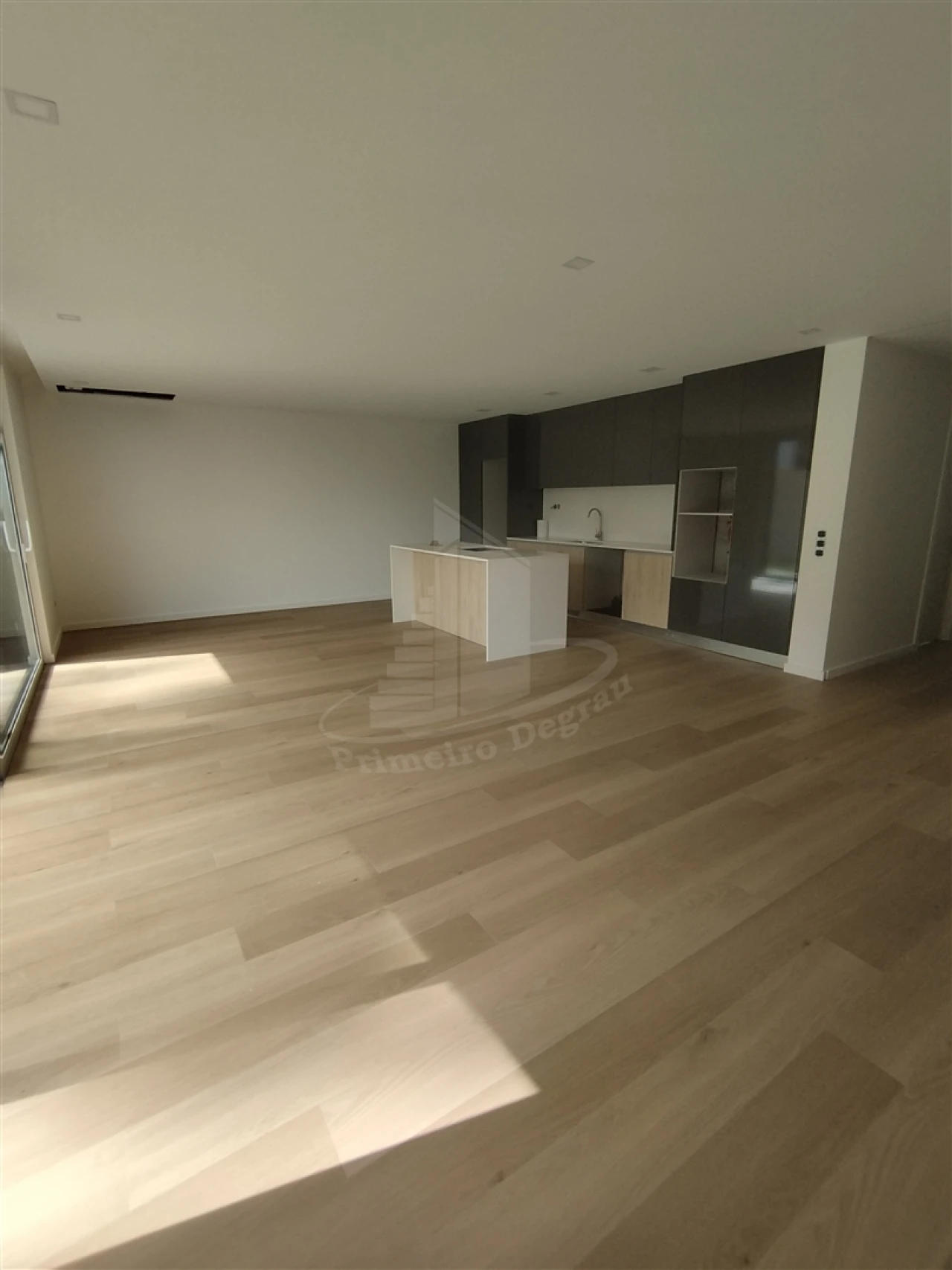 Moradia T3 para Venda em Lanhoso Foto 8