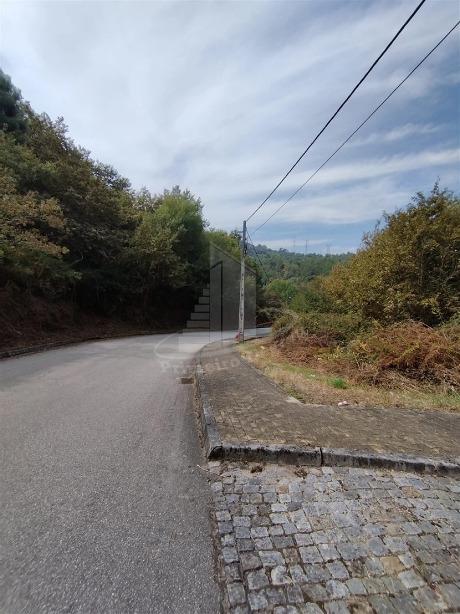Terreno para Venda em Santa Lucrécia de Algeriz e Navarra Foto 8