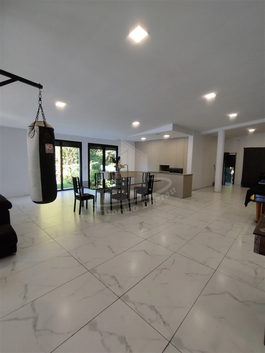 Moradia T6 para Venda em Pico Foto 36