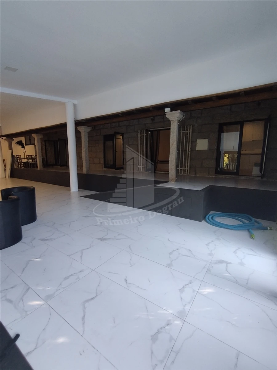 Moradia T6 para Venda em Pico Foto 17