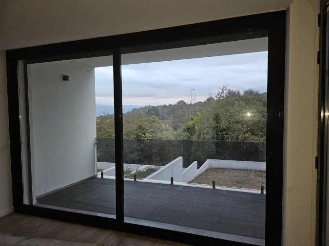 Moradia T3 para Venda em Santa Lucrécia de Algeriz e Navarra Foto 24