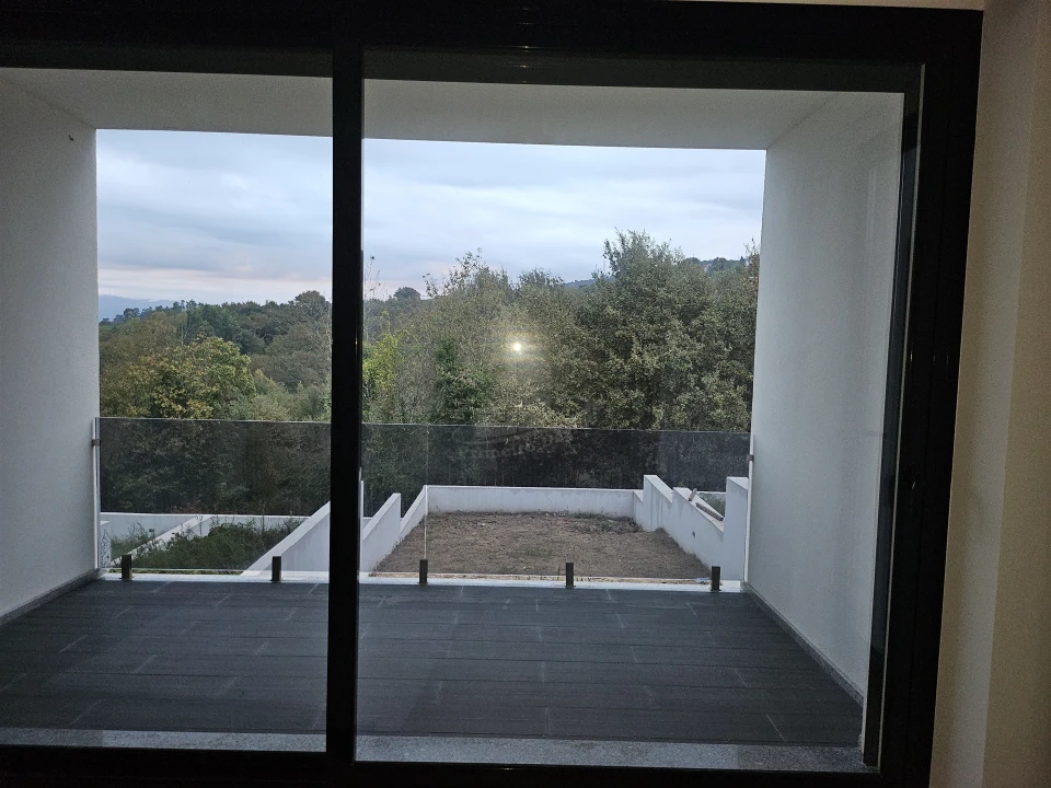 Moradia T3 para Venda em Santa Lucrécia de Algeriz e Navarra Foto 22