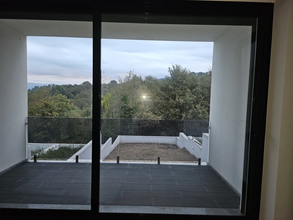 Moradia T3 para Venda em Santa Lucrécia de Algeriz e Navarra Foto 22