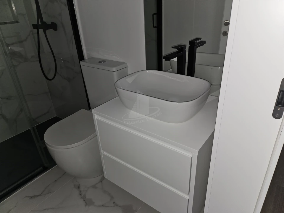 Moradia T3 para Venda em Santa Lucrécia de Algeriz e Navarra Foto 9