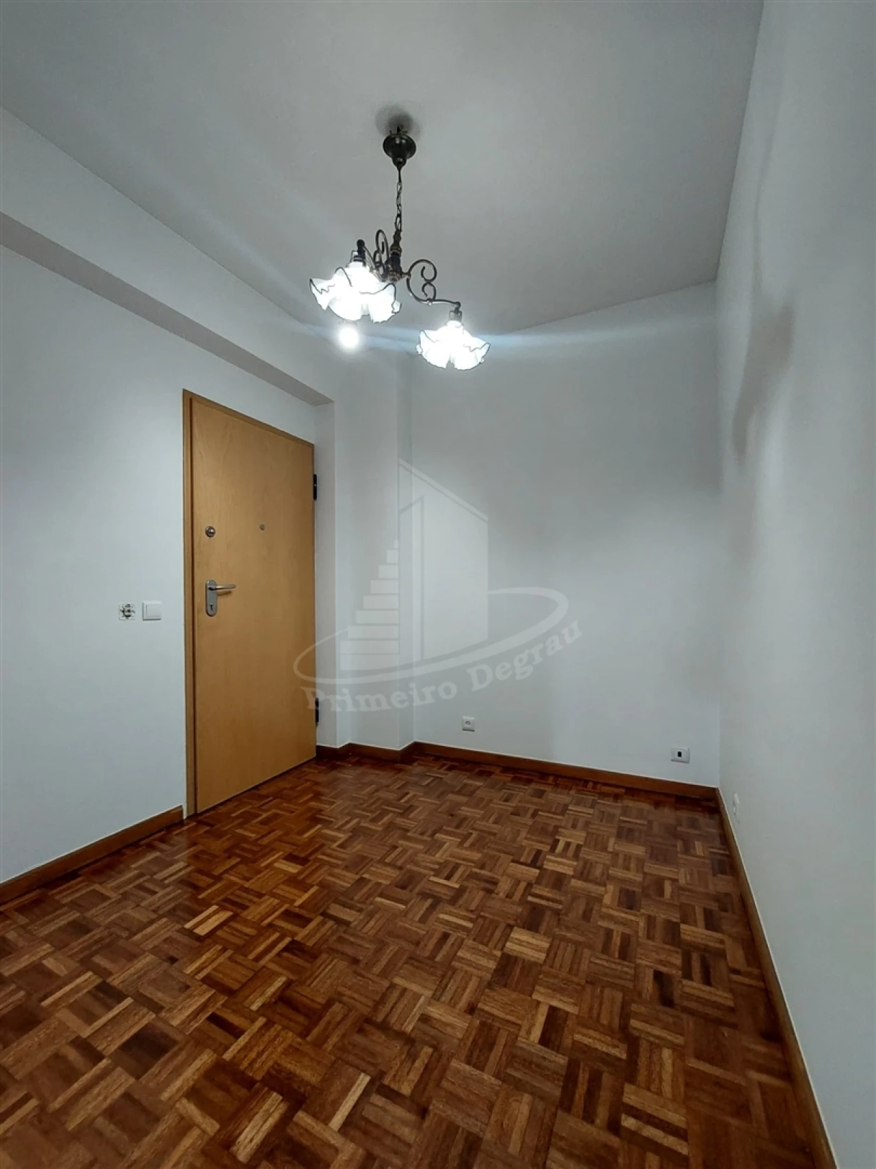 Apartamento T3 para Arrendamento em Braga (São José de São Lázaro e São João do Souto) Foto 6