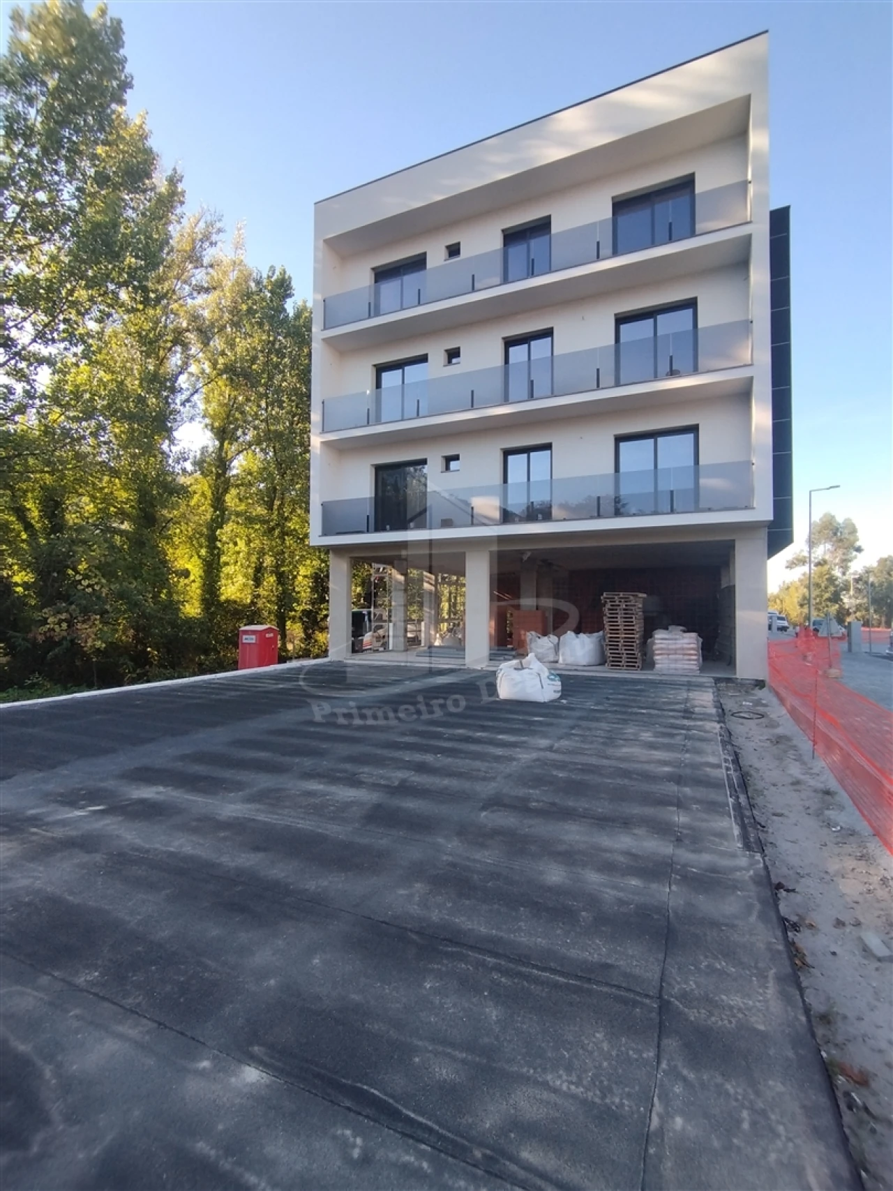 Loja para Venda em Este (São Pedro e São Mamede) Foto 1