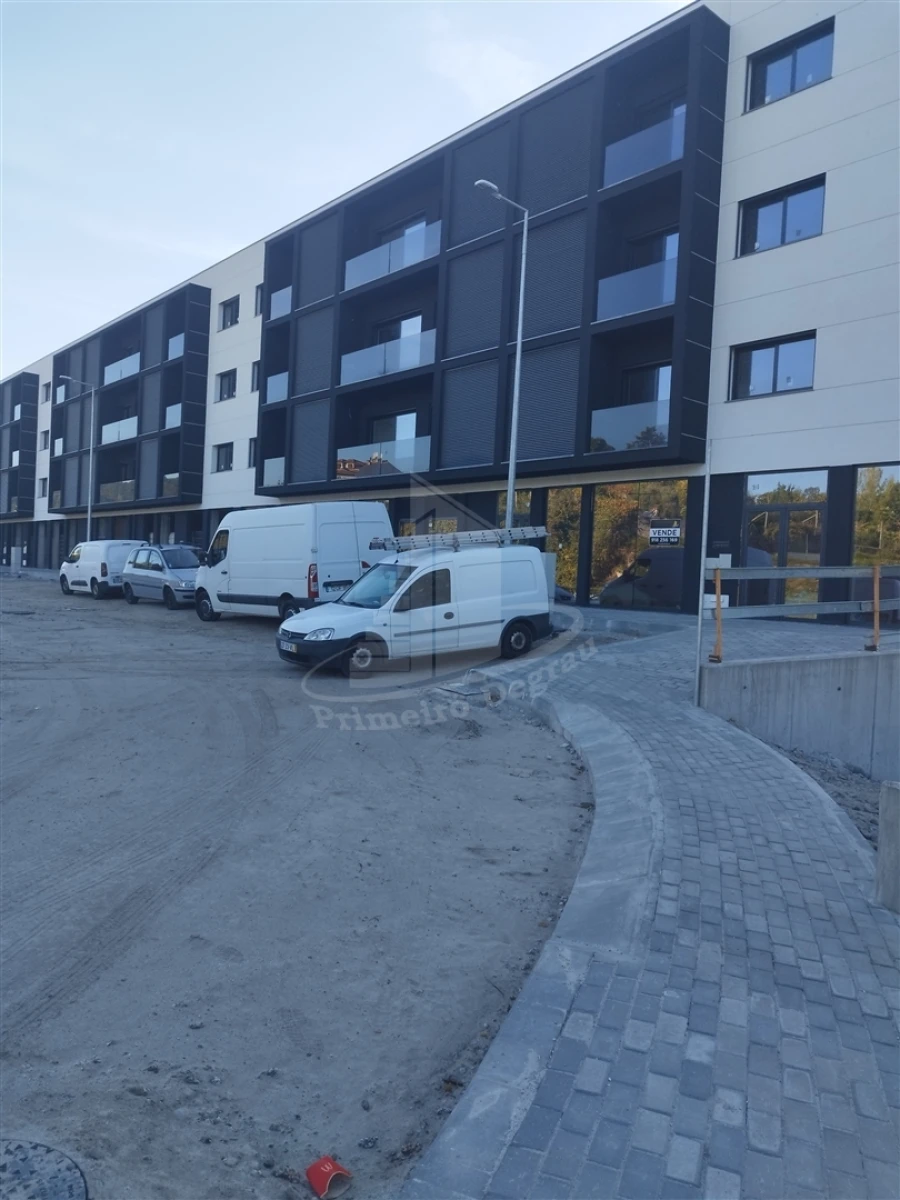 Loja para Venda em Este (São Pedro e São Mamede) Foto 9