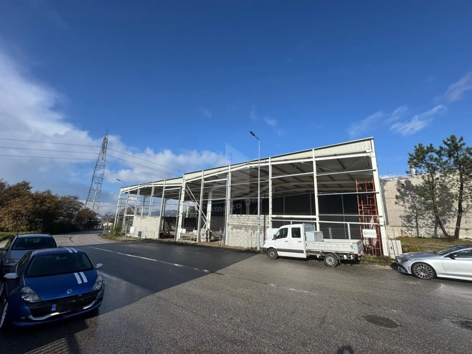 Armazém para Venda em Monsul Foto 11