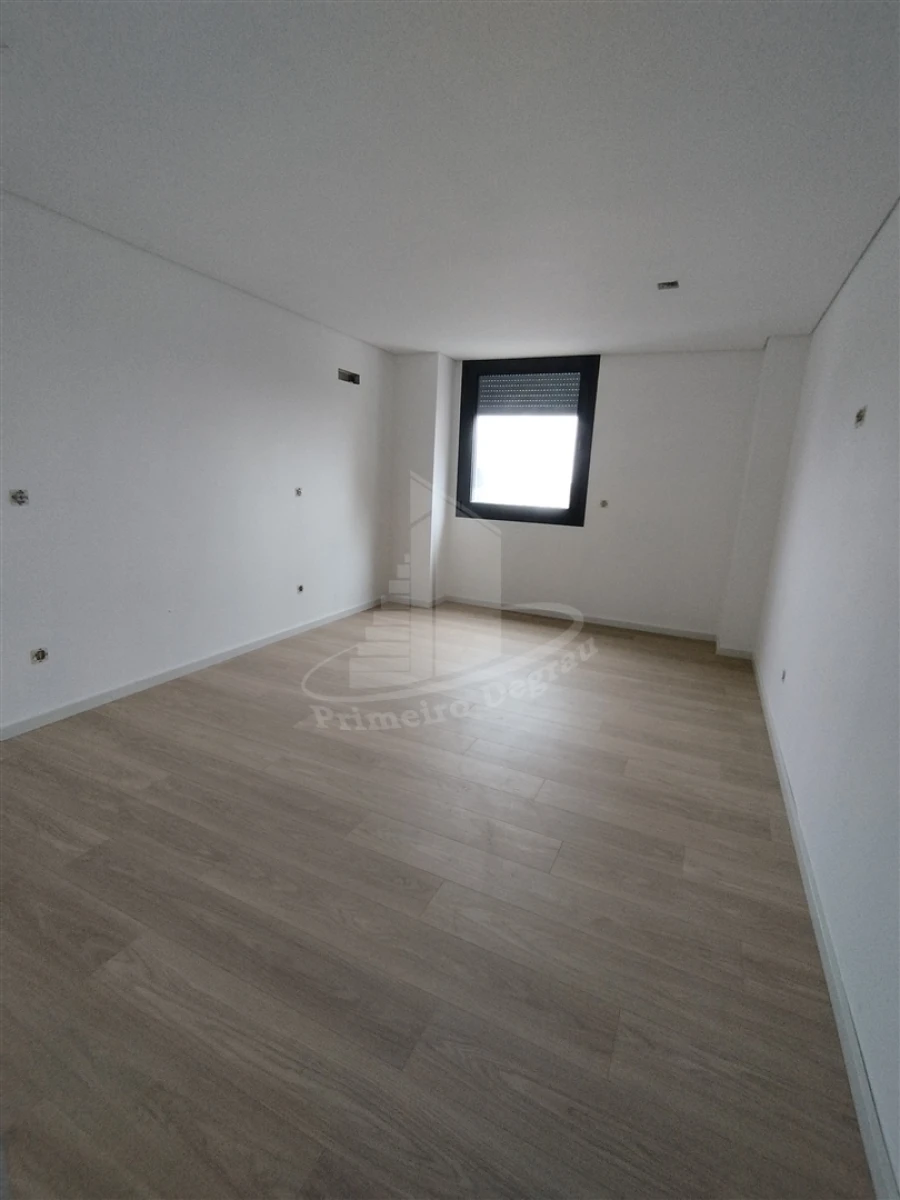 Apartamento T4 para Venda em São Vicente (Braga) Foto 32