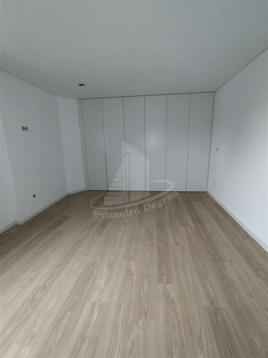 Apartamento T4 para Venda em São Vicente (Braga) Foto 30