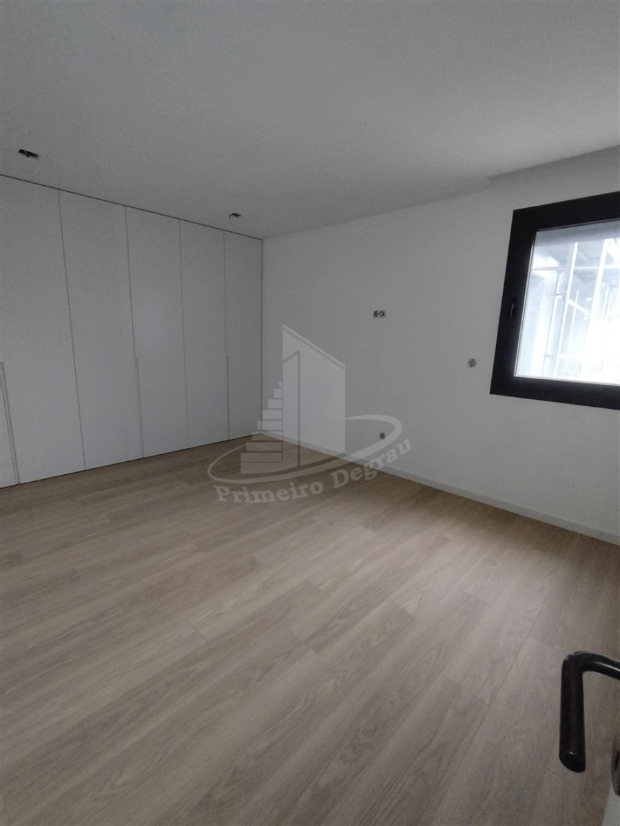 Apartamento T4 para Venda em São Vicente (Braga) Foto 36