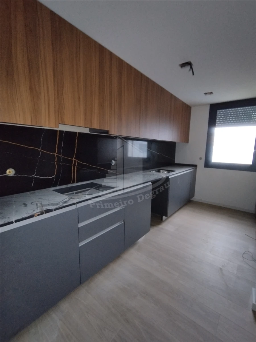 Apartamento T4 para Venda em São Vicente (Braga) Foto 25