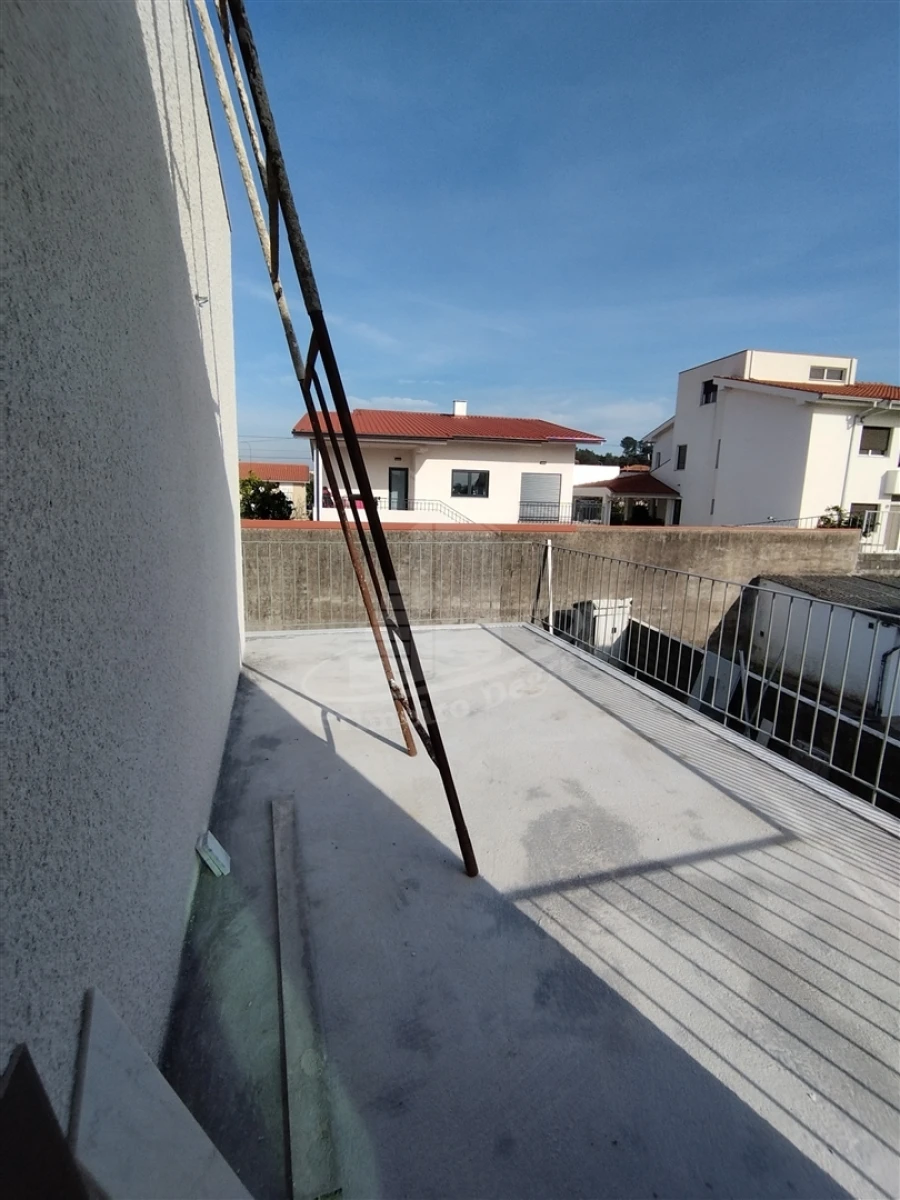 Moradia T3 para Venda em Palmeira Foto 29
