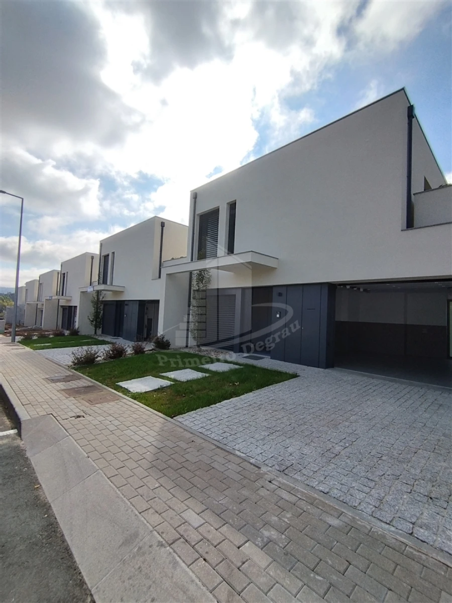 Moradia T3 para Venda em Palmeira Foto 38