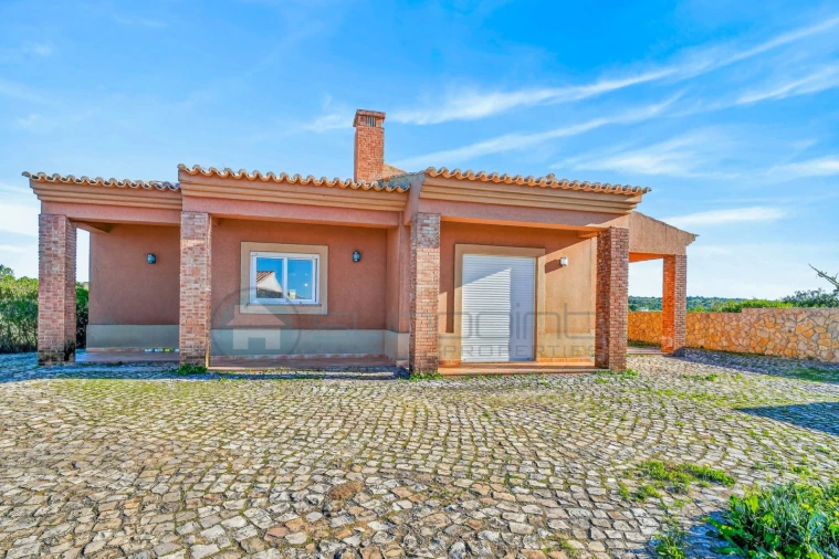 Moradia T3 para Venda em Luz Foto 23