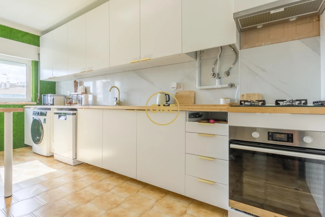 Apartamento T2 para Venda em Amora Foto 7