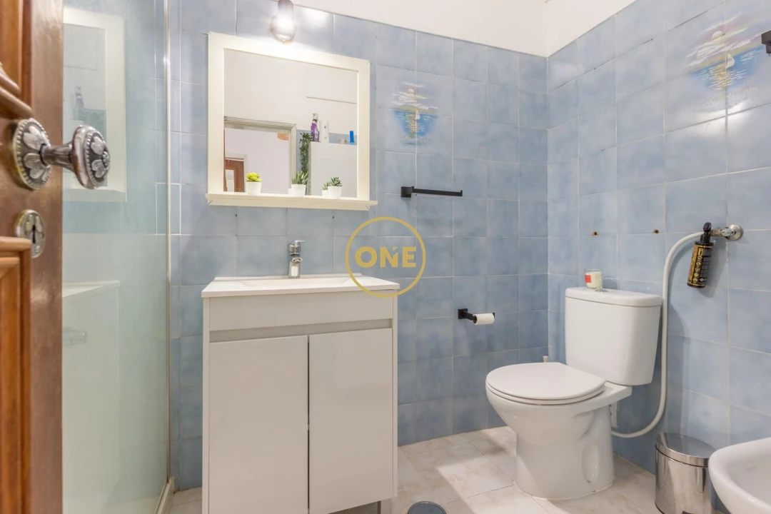 Apartamento T2 para Venda em Amora Foto 15