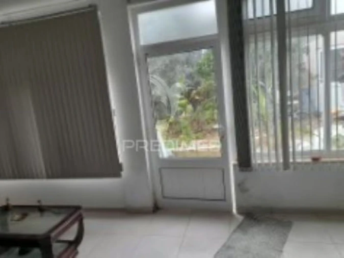 Moradia T3 para Venda em Rio Maior Foto 2