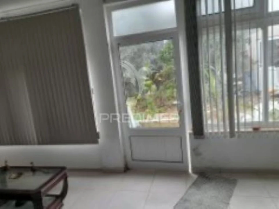 Moradia T3 para Venda em Rio Maior Foto 2