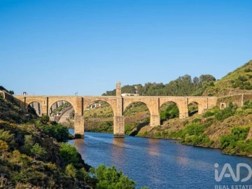 Moradia T3 para Venda em Rosmaninhal