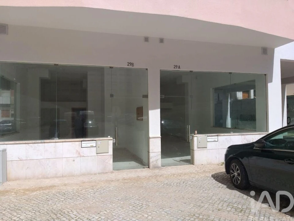 Loja para Arrendamento em Alto do Seixalinho, Santo André e Verderena Foto 2