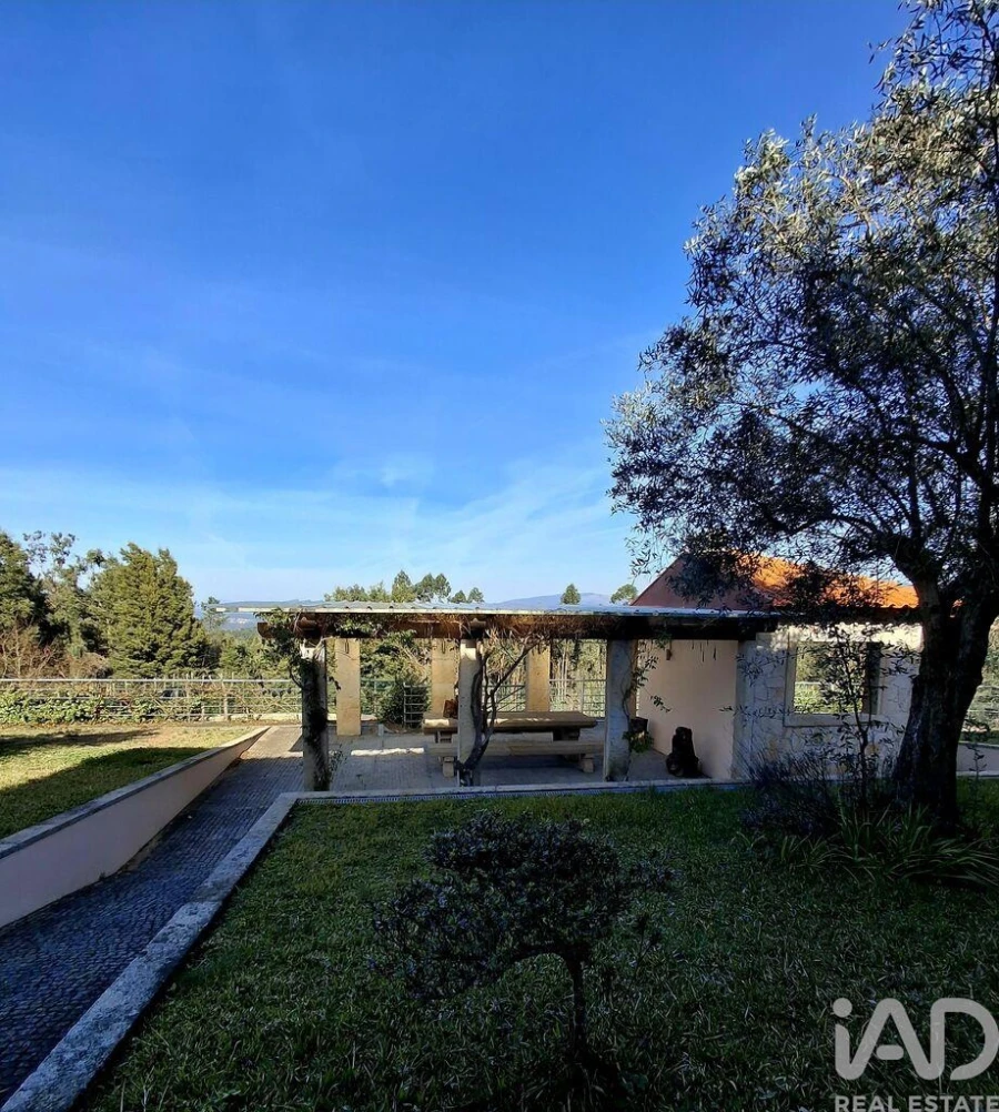 Moradia T5 para Venda em Reboreda e Nogueira Foto 19