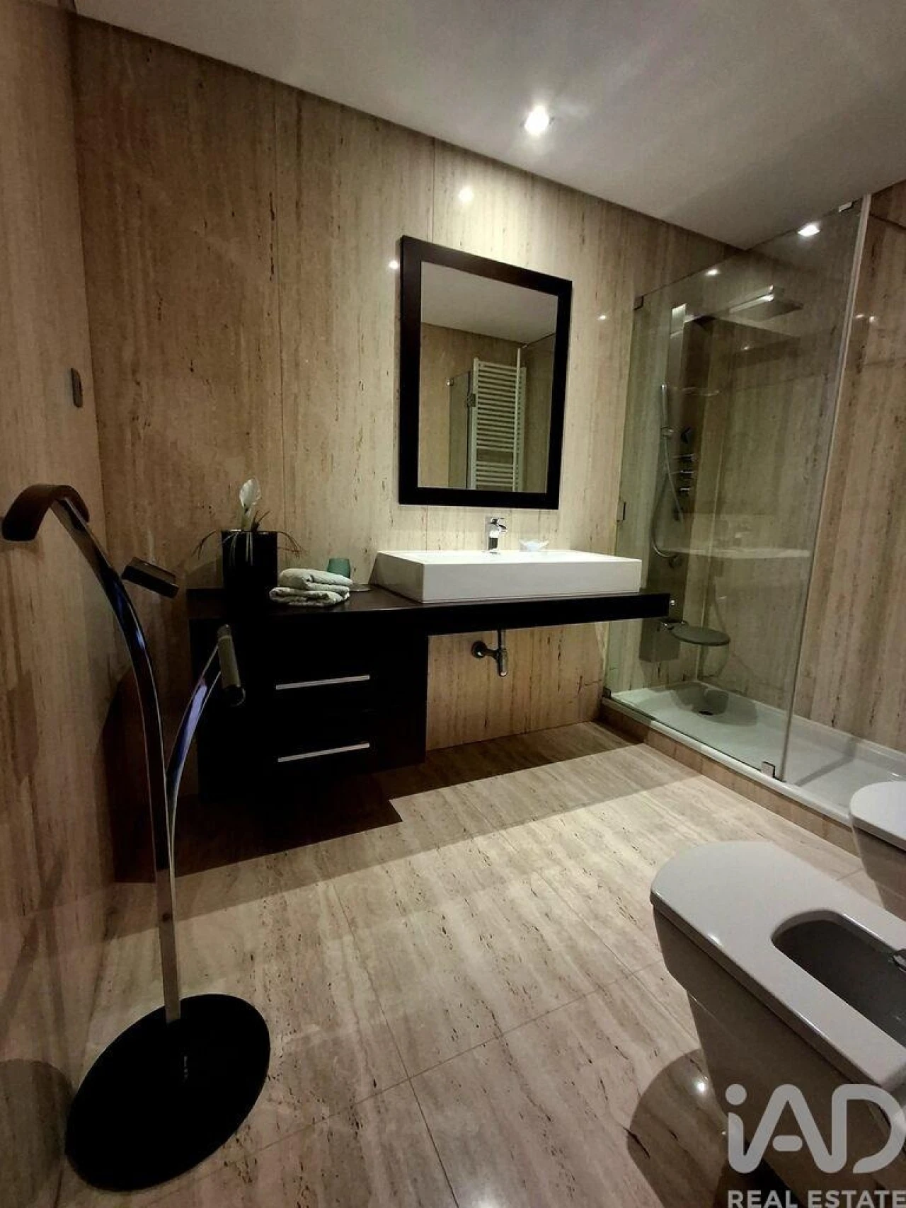 Moradia T5 para Venda em Reboreda e Nogueira Foto 8