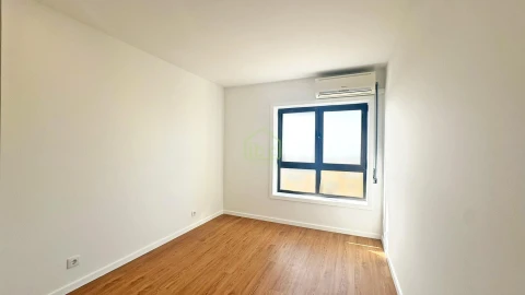 Apartamento T1 para Venda em Póvoa de Varzim, Beiriz e Argivai