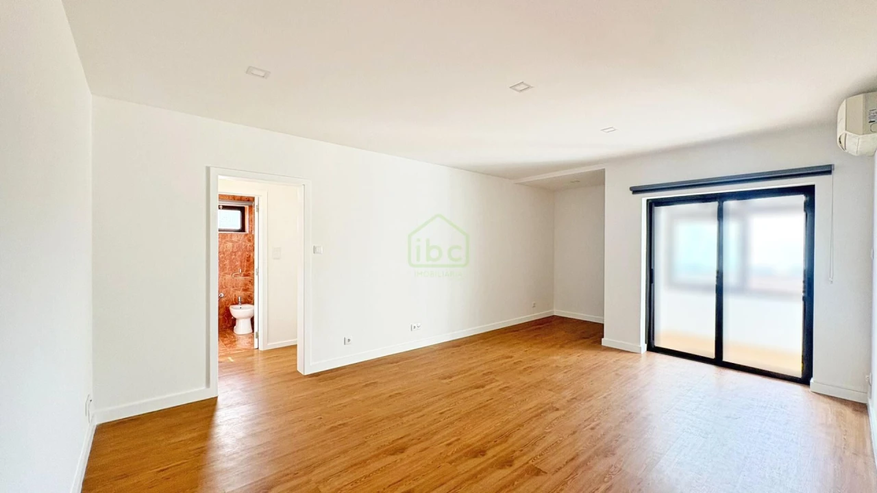 Apartamento T1 para Venda em Póvoa de Varzim, Beiriz e Argivai Foto 2