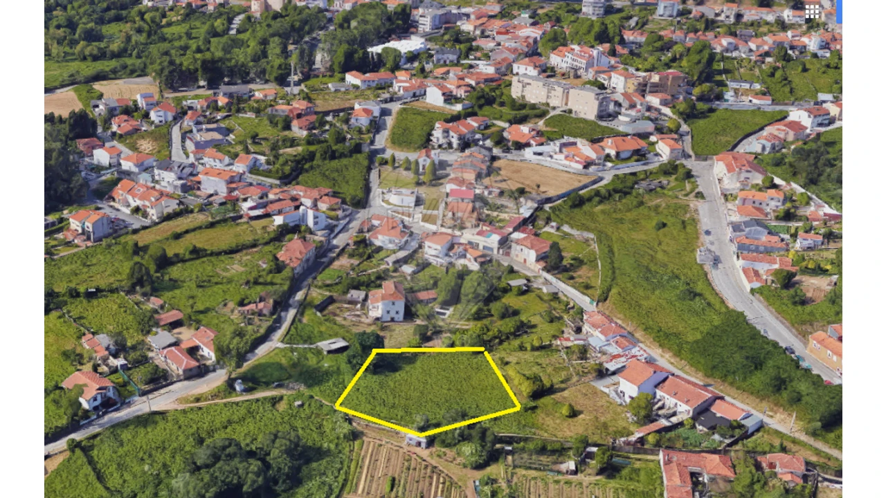 Terreno para Venda em Pedroso e Seixezelo Foto 3