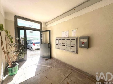 Apartamento T2 para Venda em Benfica