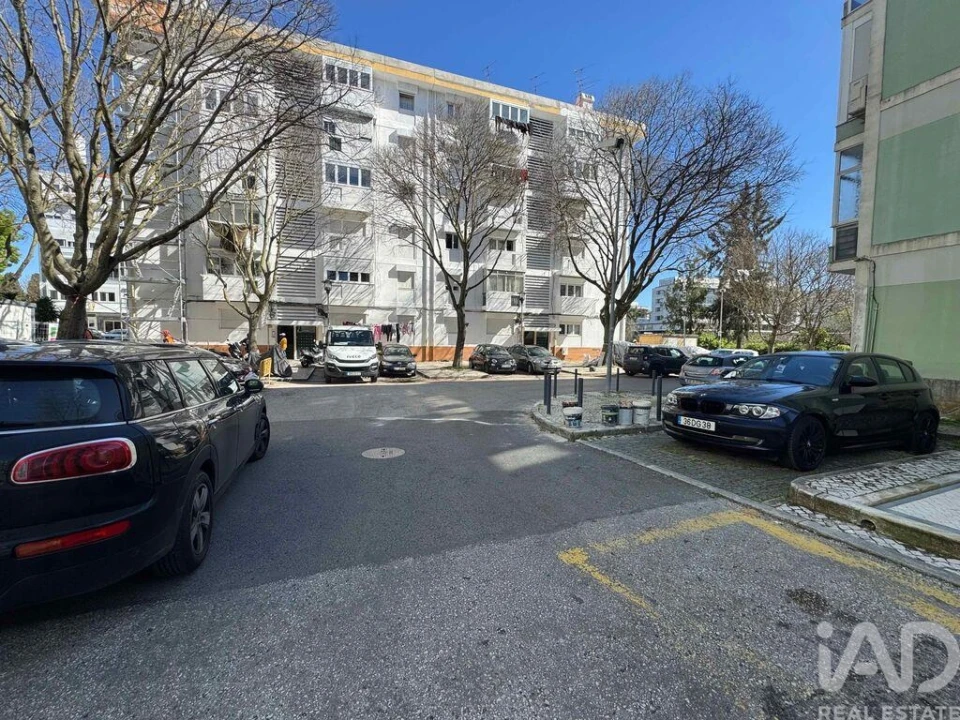 Apartamento T2 para Venda em Benfica Foto 23