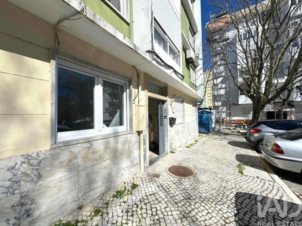Apartamento T2 para Venda em Benfica Foto 20