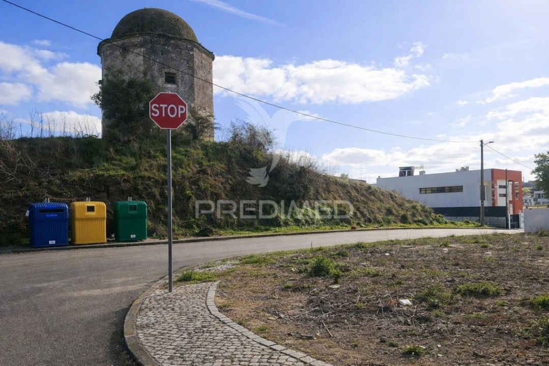 Terreno para Venda em Vila Franca de Xira Foto 4