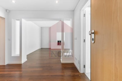 Apartamento T3 para Venda em São Vicente (Braga)