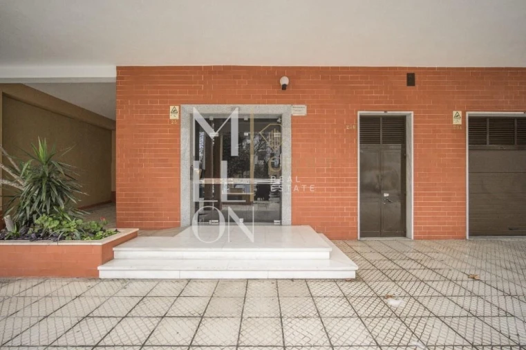 Apartamento T1 para Venda em Lumiar Foto 30