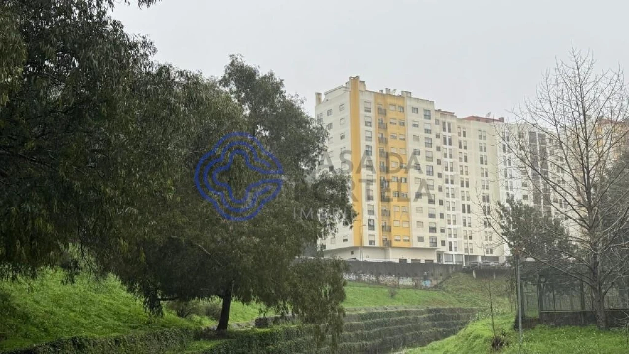 Apartamento T2 para Venda em Cacém e São Marcos Foto 24