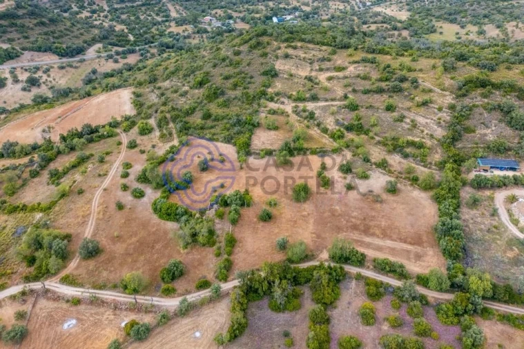 Terreno para Venda em Conceição e Estoi