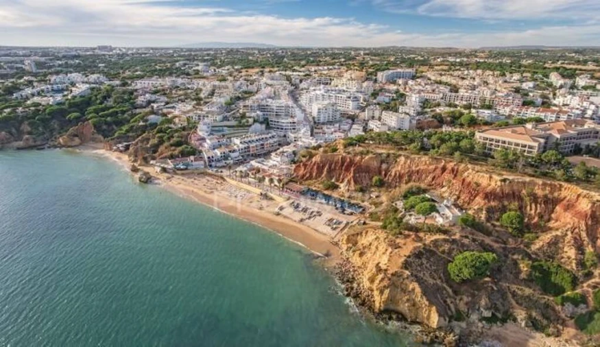 Apartamento T2 para Venda em Albufeira e Olhos de Água Foto 2